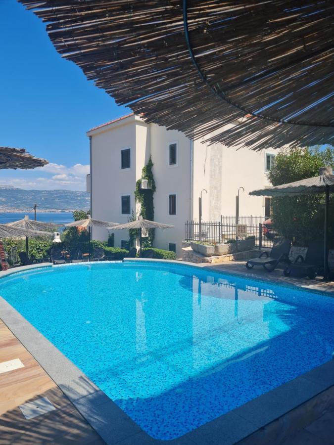 Apartment Relax Villa Salena Slatine Exterior photo