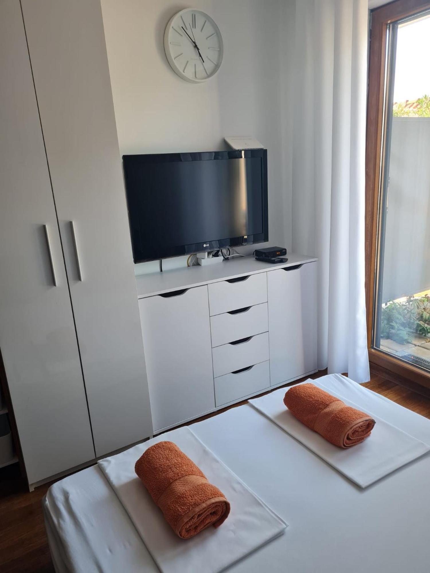 Apartment Relax Villa Salena Slatine Exterior photo